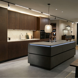Brushed Oak and Dark Steel Reproduction Kitchen